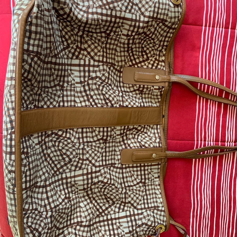 Selling my used MCM large liz shopper with tote